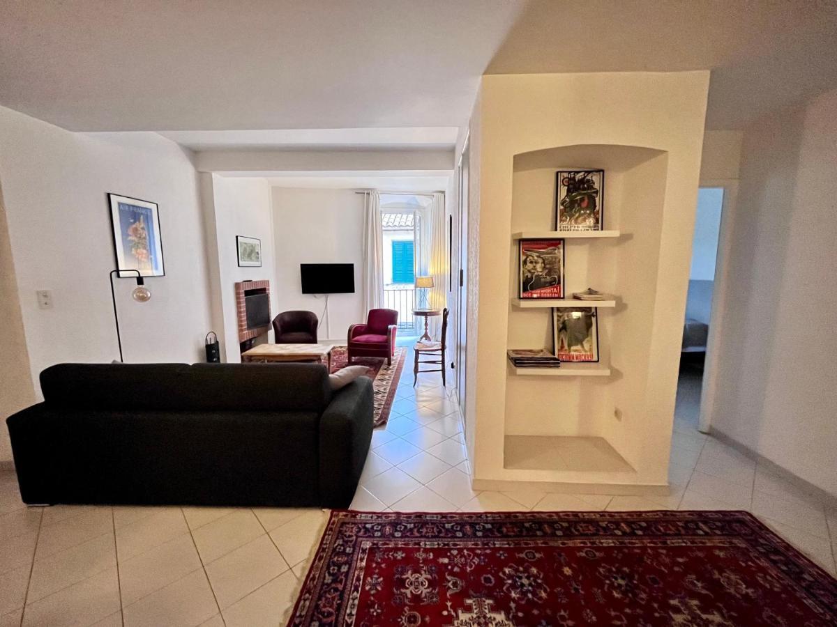 Appartement Spacieux En Face Du Port Calvi  Esterno foto