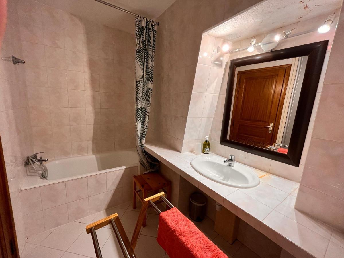 Appartement Spacieux En Face Du Port Calvi  Esterno foto