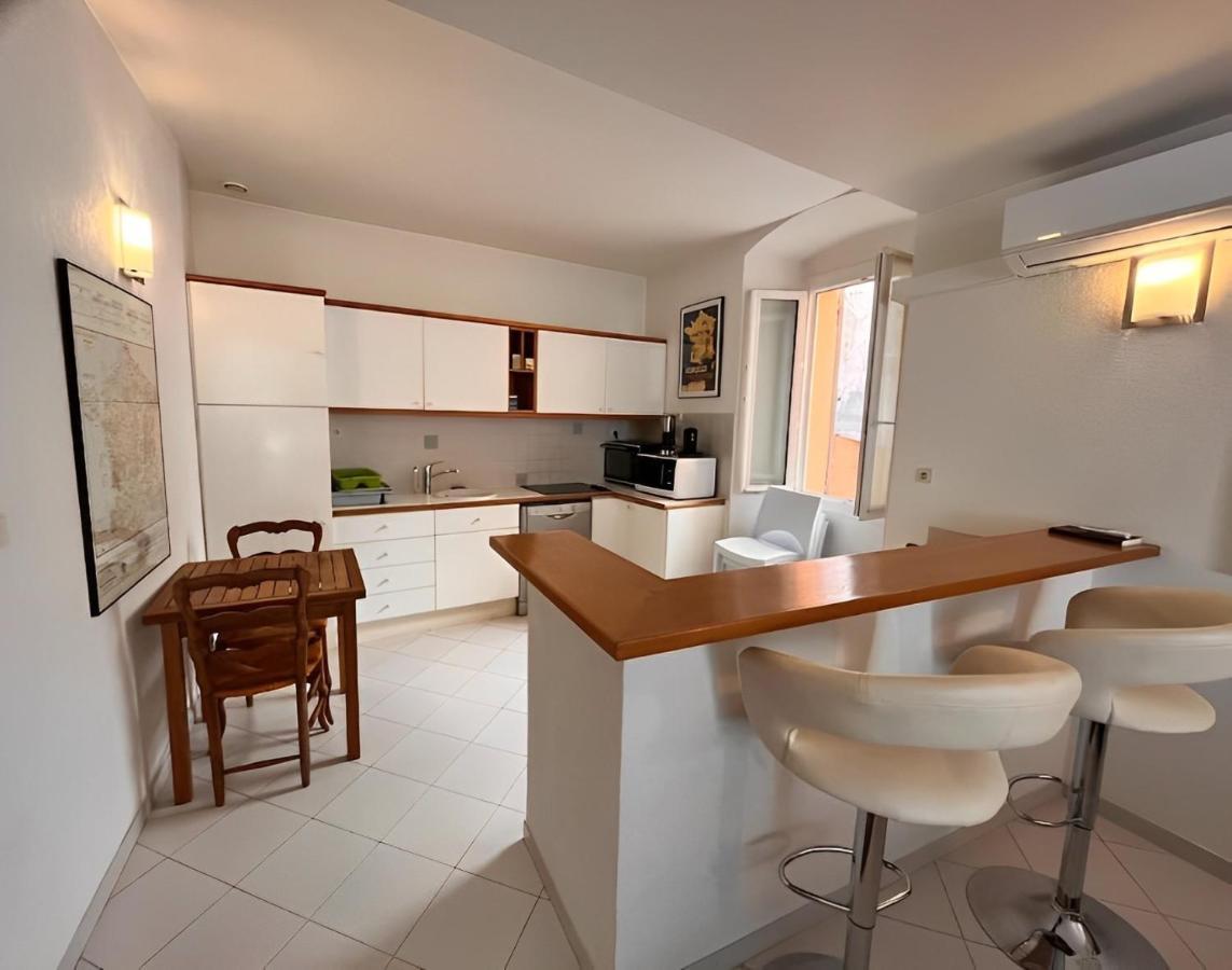 Appartement Spacieux En Face Du Port Calvi  Esterno foto